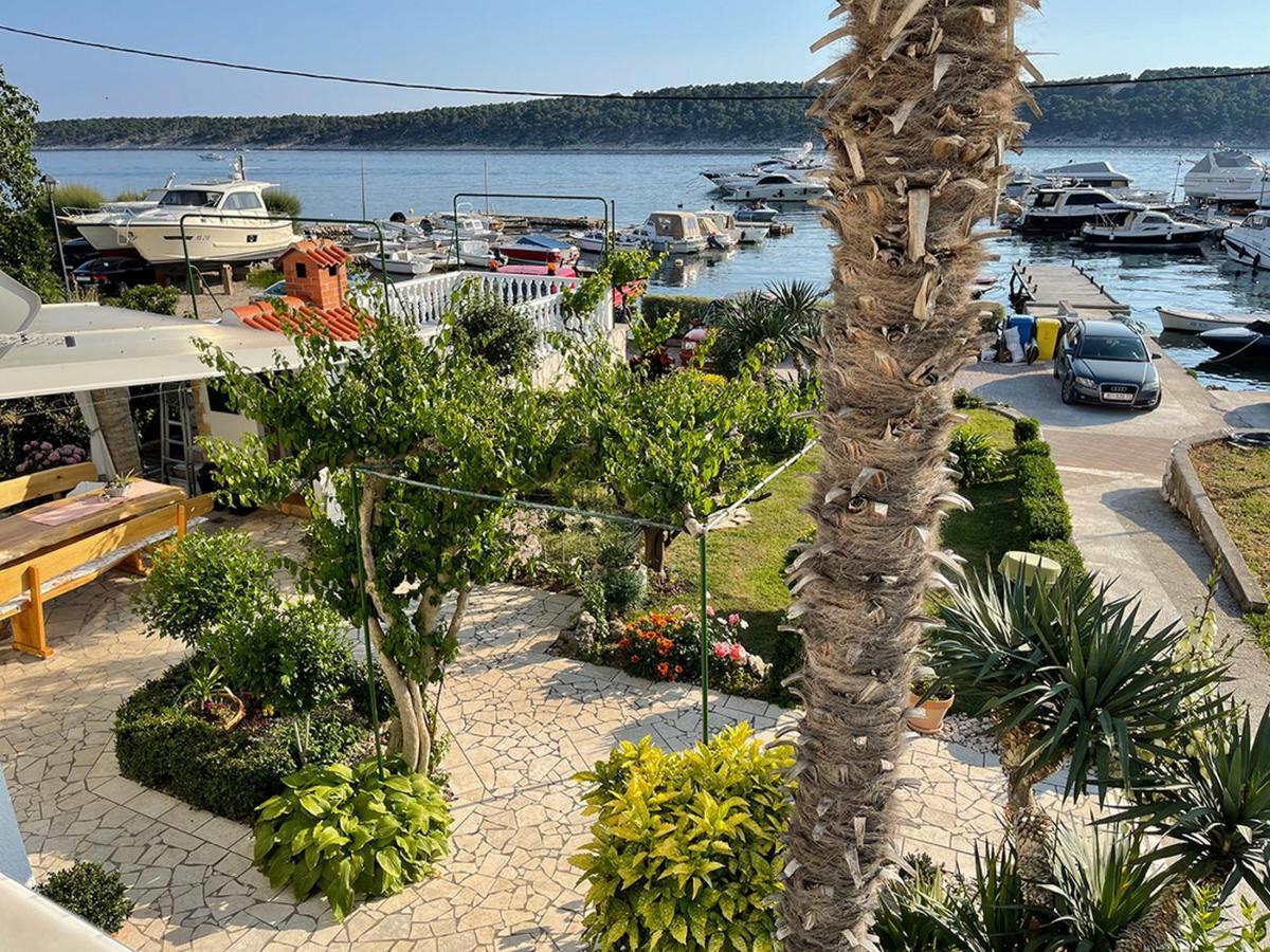 Apartments Near The Sea Barbat Barbat na Rabu Rum bild